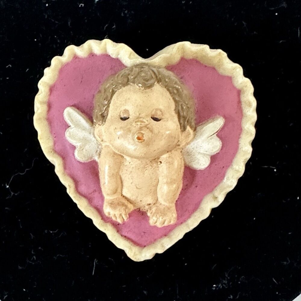 Vintage Hallmark 1982 Valentine Pin Angel Cupid Blowing Kisses Pink Heart Brooch